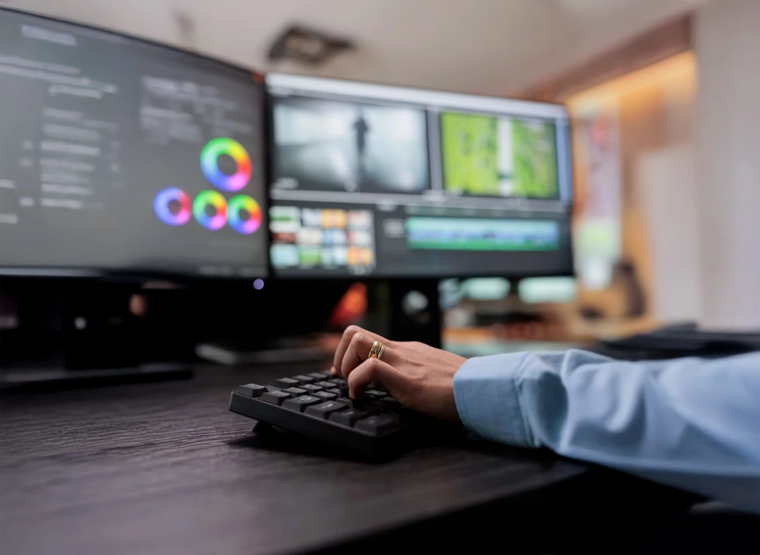 Montage & post production vidéo drone - Les Complices