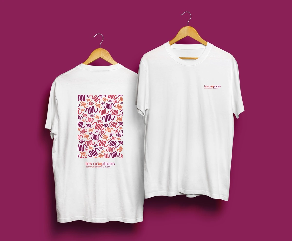 Textiles personnalisés Impression communication publicitaire - Les Complices Textiles personnalisés Impression communication publicitaire - Les Complices