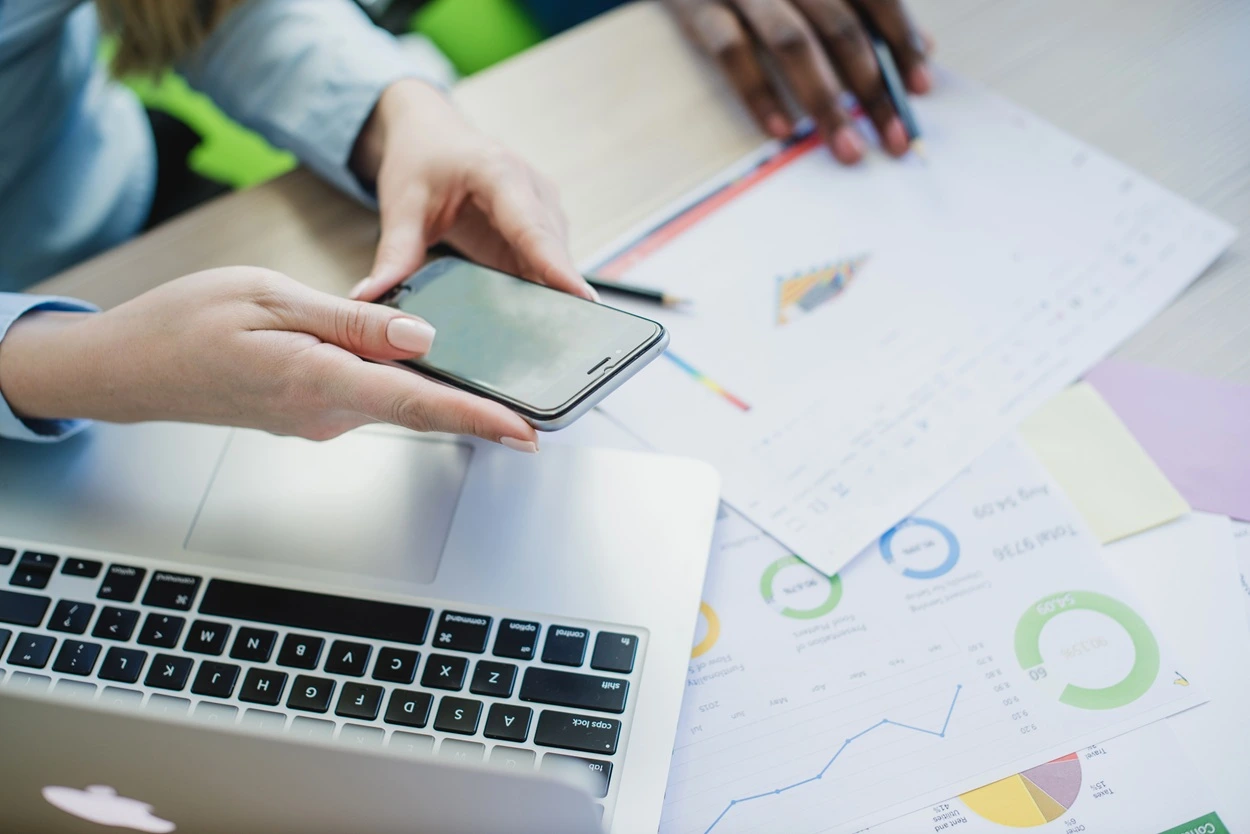 Audits des réseaux sociaux - Les Complices