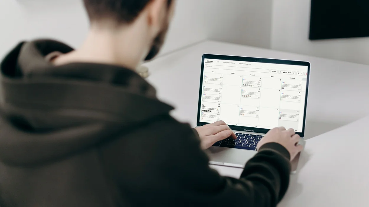 Calendrier éditorial social media Planification stratégique - Les Complices Calendrier éditorial social media Planification stratégique - Les Complices