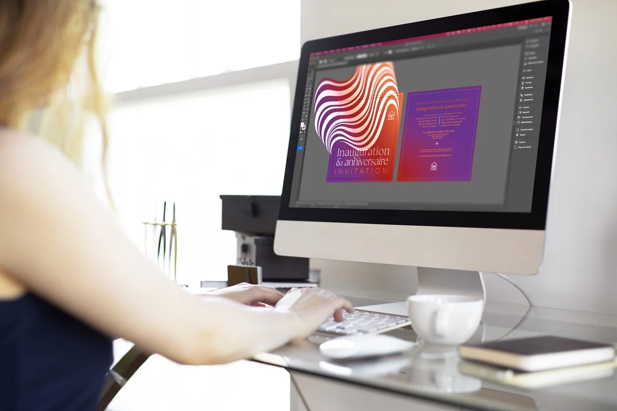 Communication pré-événement Mise en place et diffusion - Les Complices